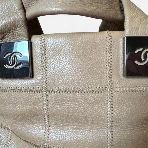 CHANEL Cambon Vintage Tan Bag with Leather Trim - Picture 2 of 6